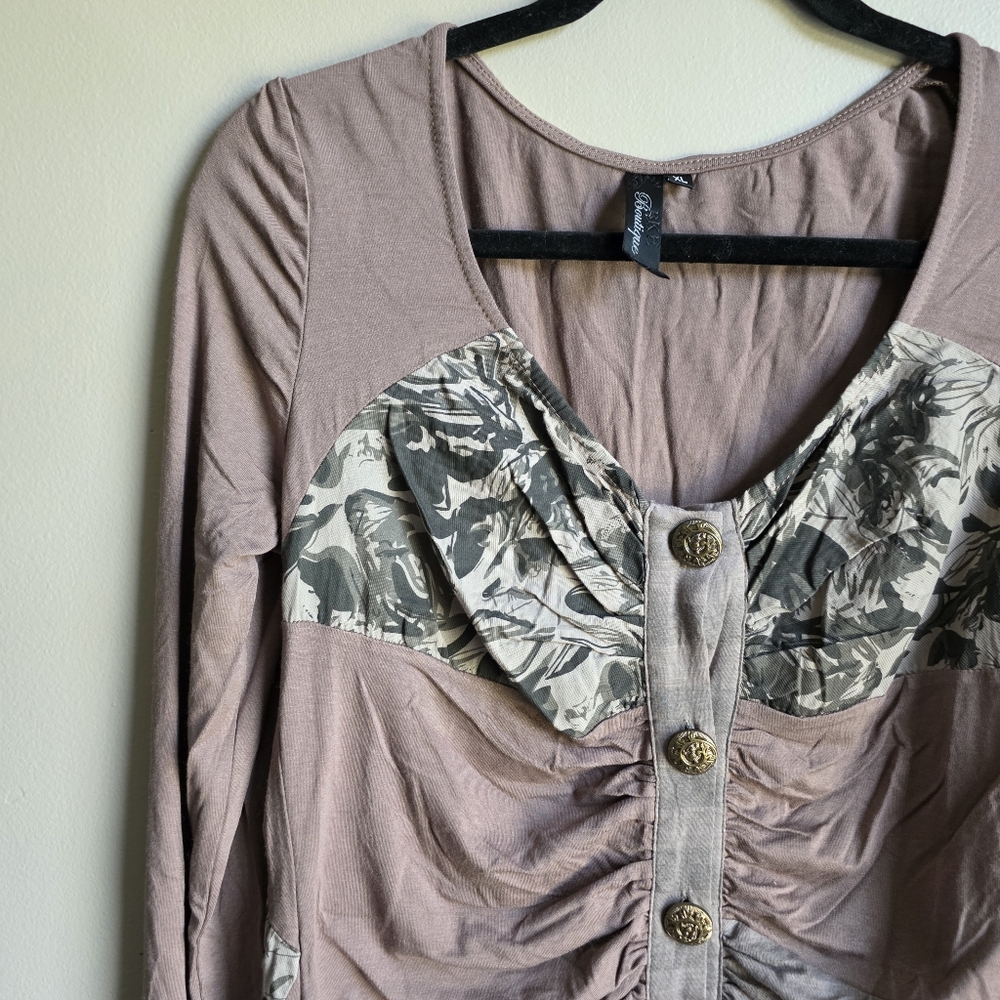 BKE Boutique Pieced Mixed Media Print Long Sleeve Blouse Chuny Buttons Sixe XL - Picture 4 of 7